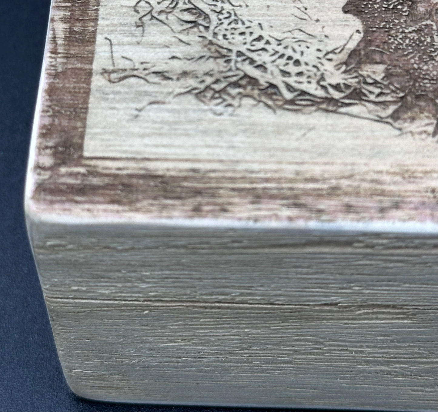 Laser engraved smudge box